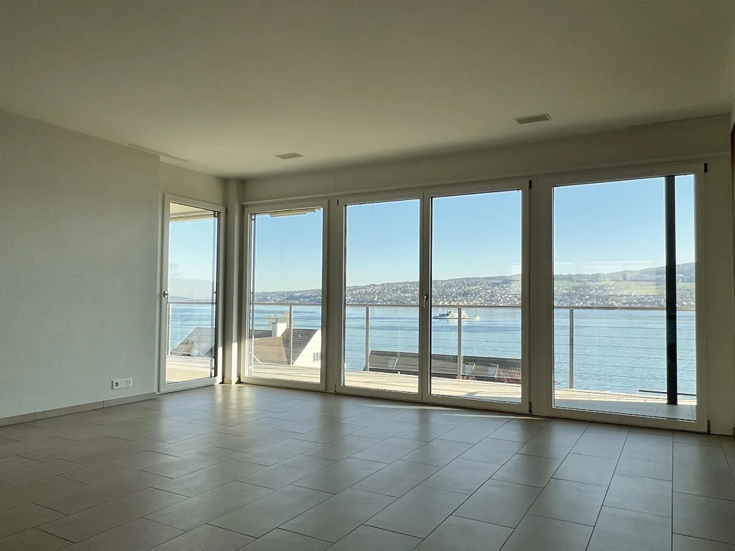 Modernes Apartment mit Seeblick - Foto 9 von 24