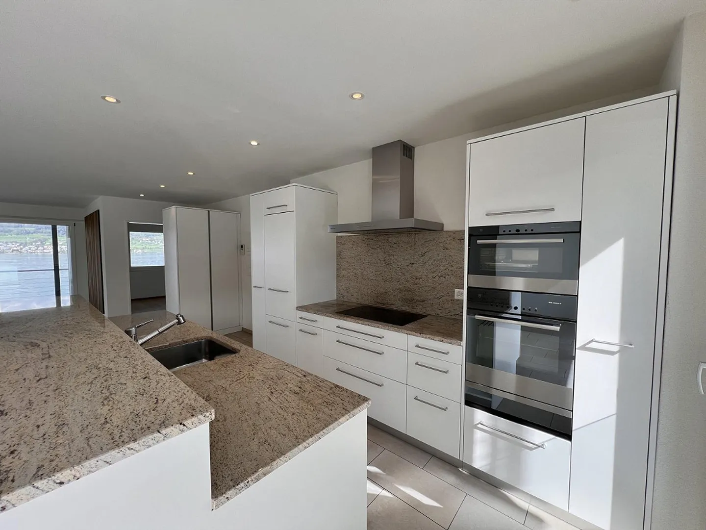 Modernes Apartment mit Seeblick - Foto 13 von 24
