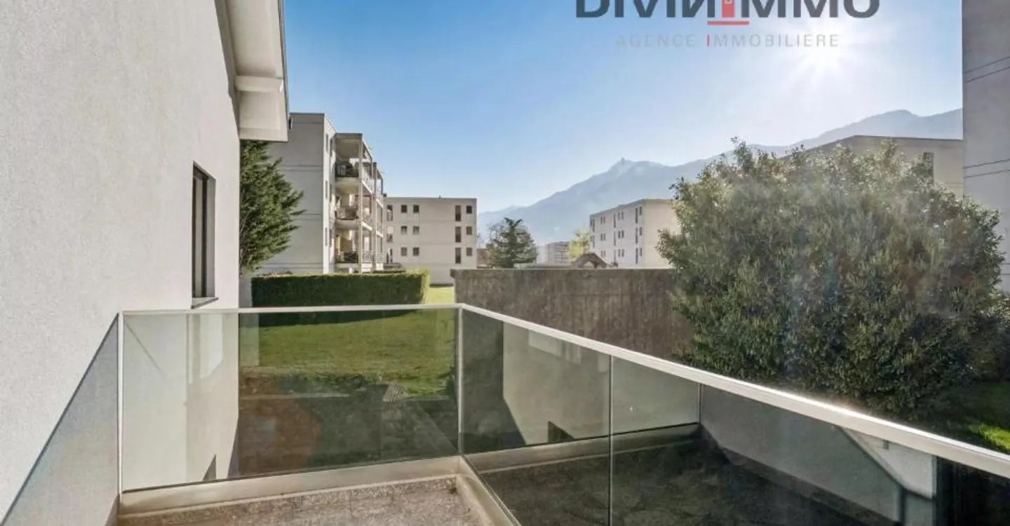 Un appartamento di 4.5 stanze affascinante con balcone - Foto 6 di 10