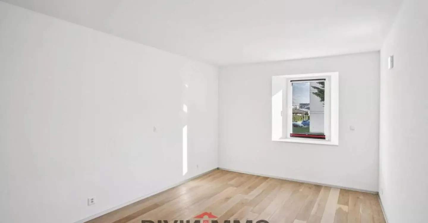 Un appartamento di 4.5 stanze affascinante con balcone - Foto 7 di 10