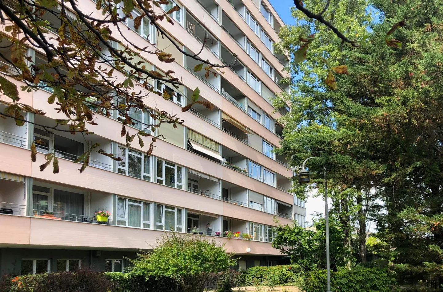 Appartement Charmant avec Loggia - Photo 1 sur 5