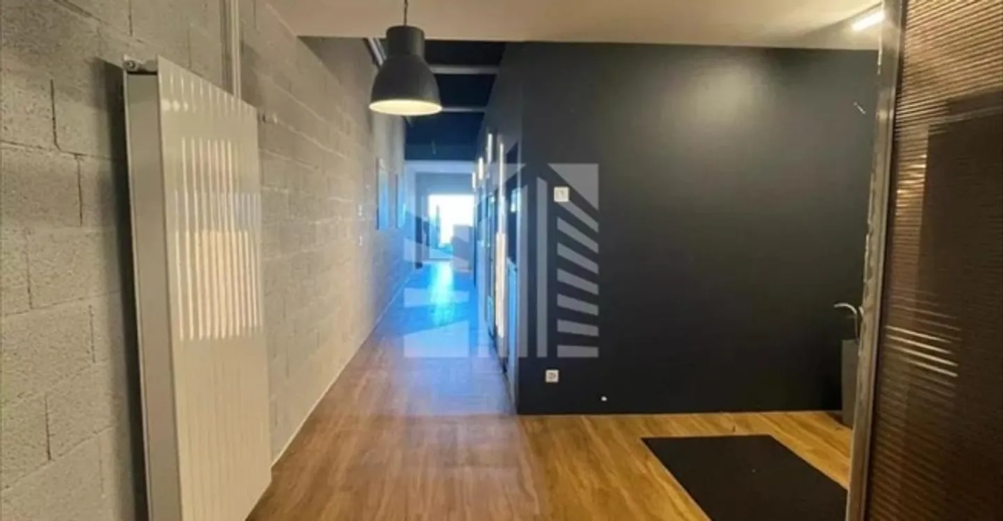 «Commerce» - Photo 5 sur 9