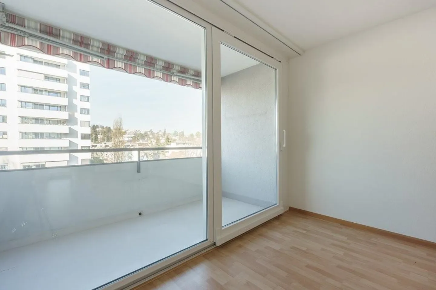 Sunny apartment with two balconies and ideal connections - Photo 1 of 10