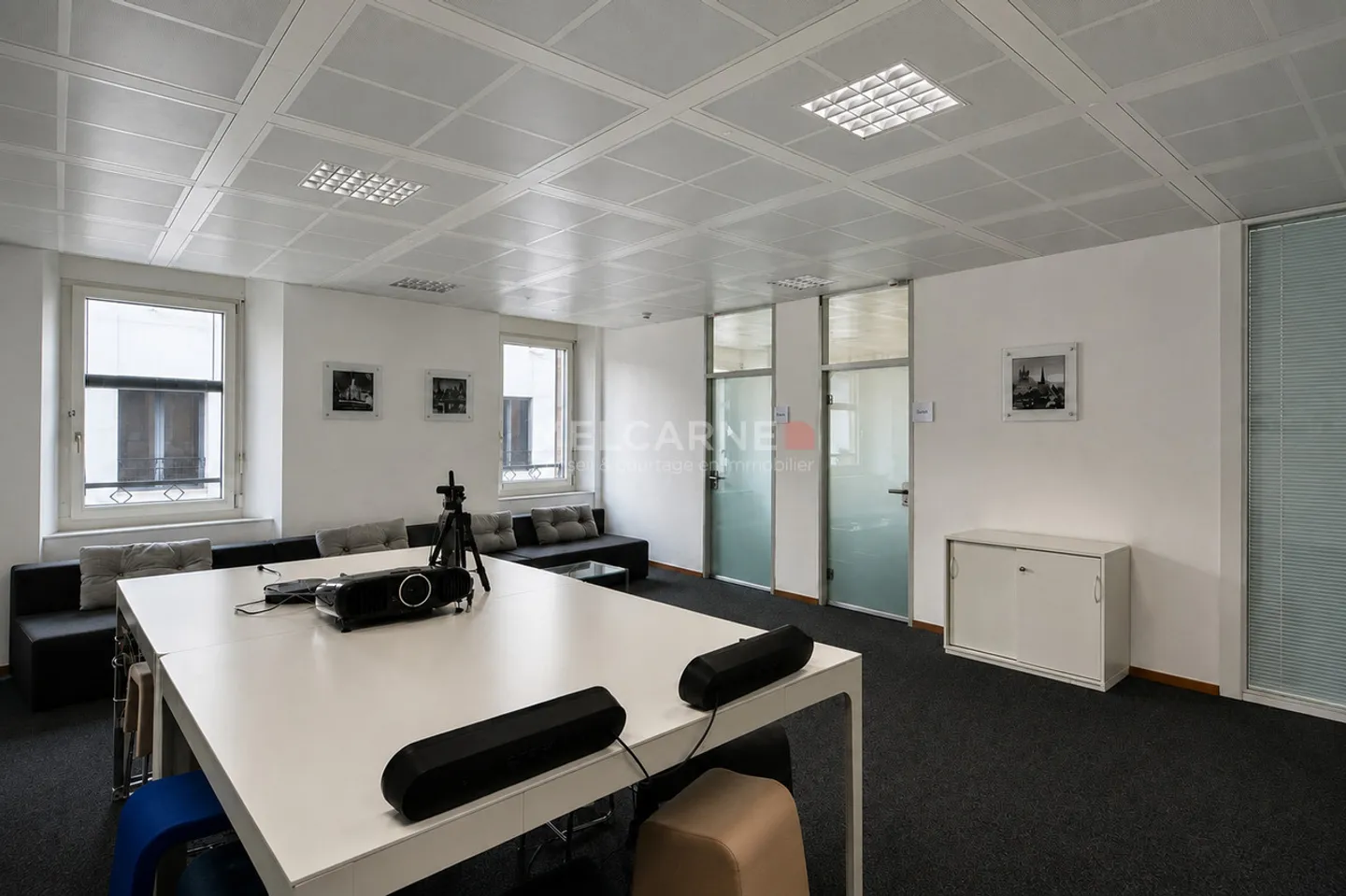 Bureau Proche du Quai des Bergues - Photo 3 sur 6