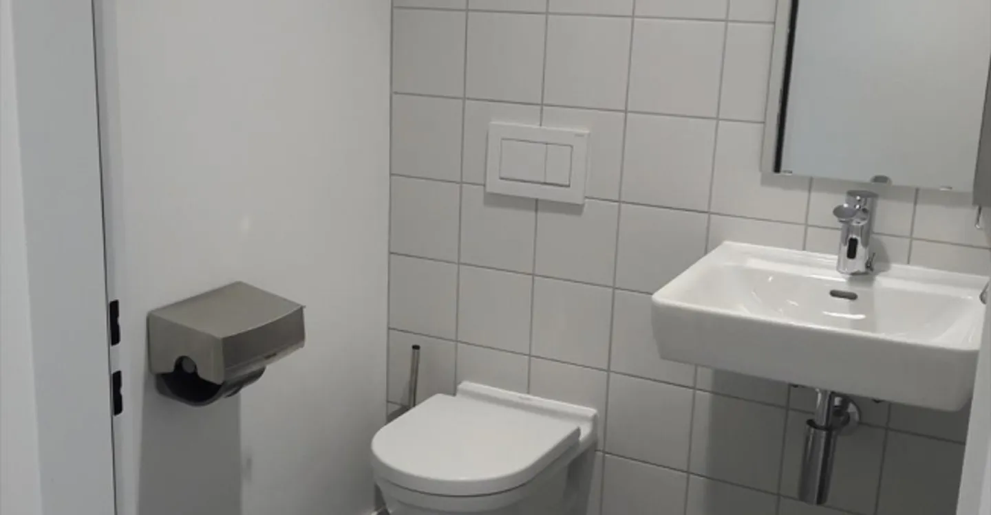 Office - Photo 2 of 4