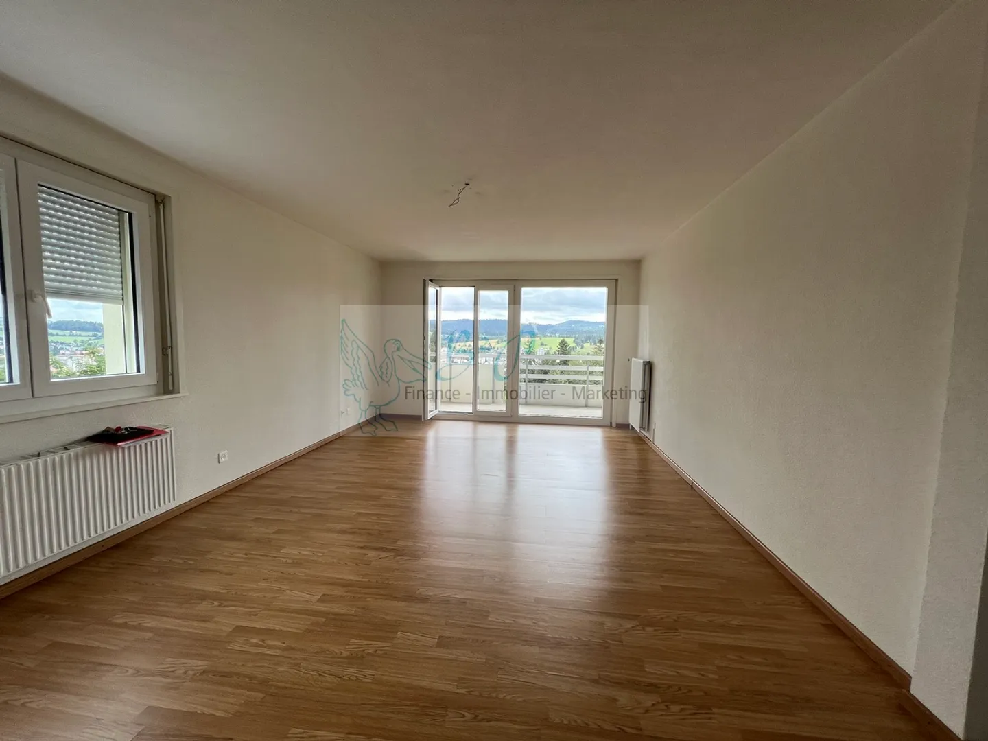Schöne renovierte 3,5-Zimmer-Wohnung - Foto 3 von 7