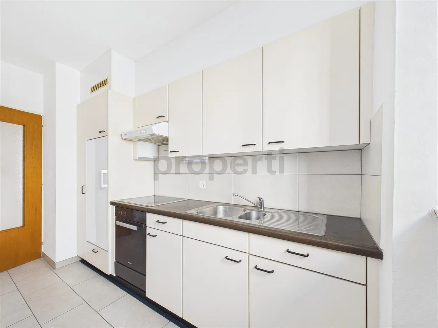 Appartamento con 3,5 stanze in affitto a Pregassona - Foto 2 di 10