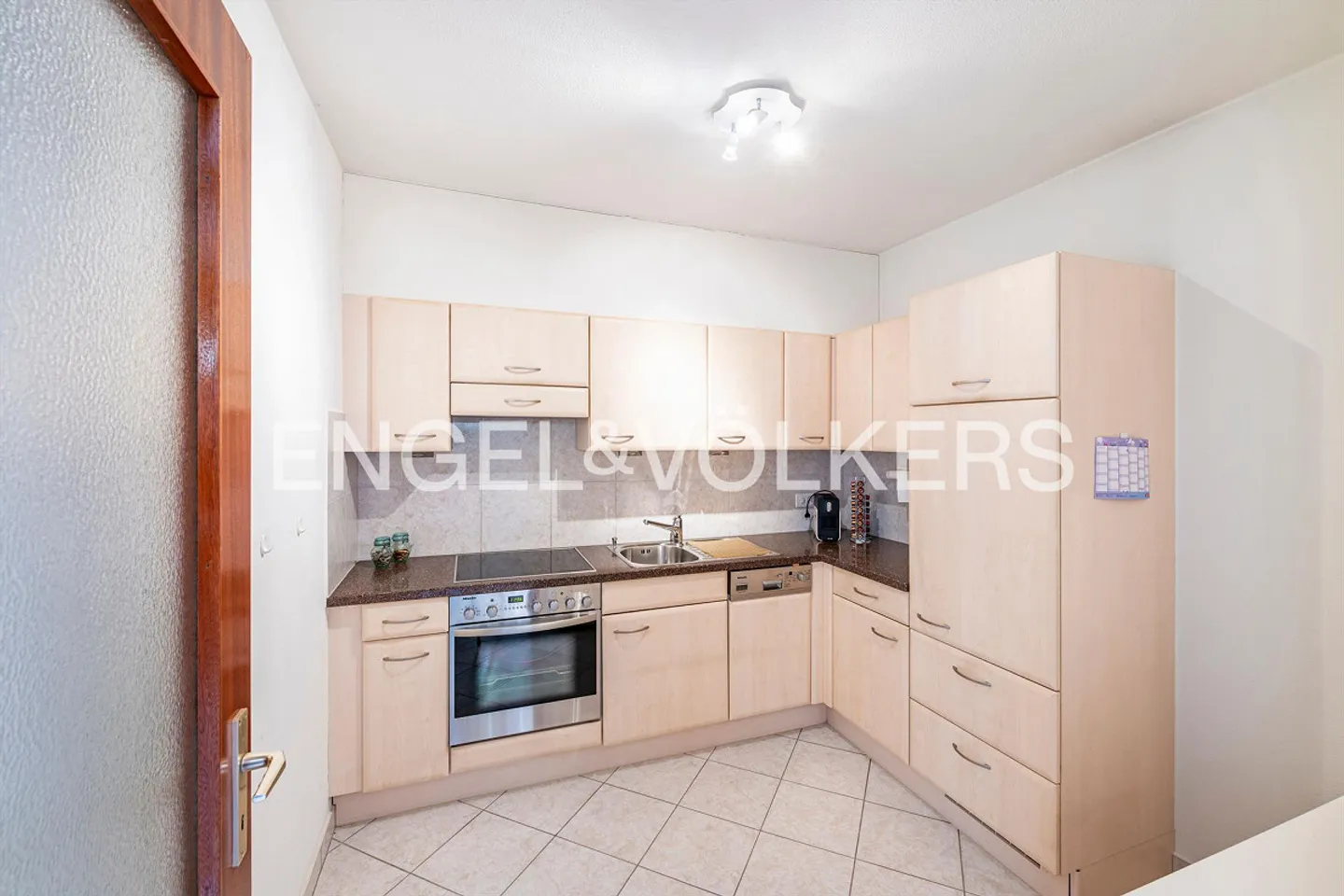 Appartamento giardino con vista parziale sul lago (36) - Foto 6 di 10