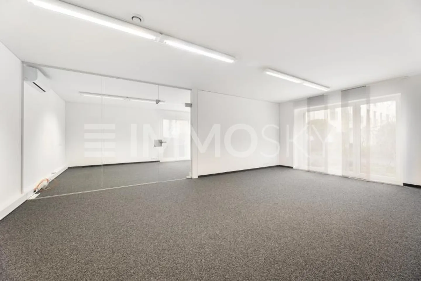 Moderno, Luminoso e di Alta Qualità - Foto 3 di 5