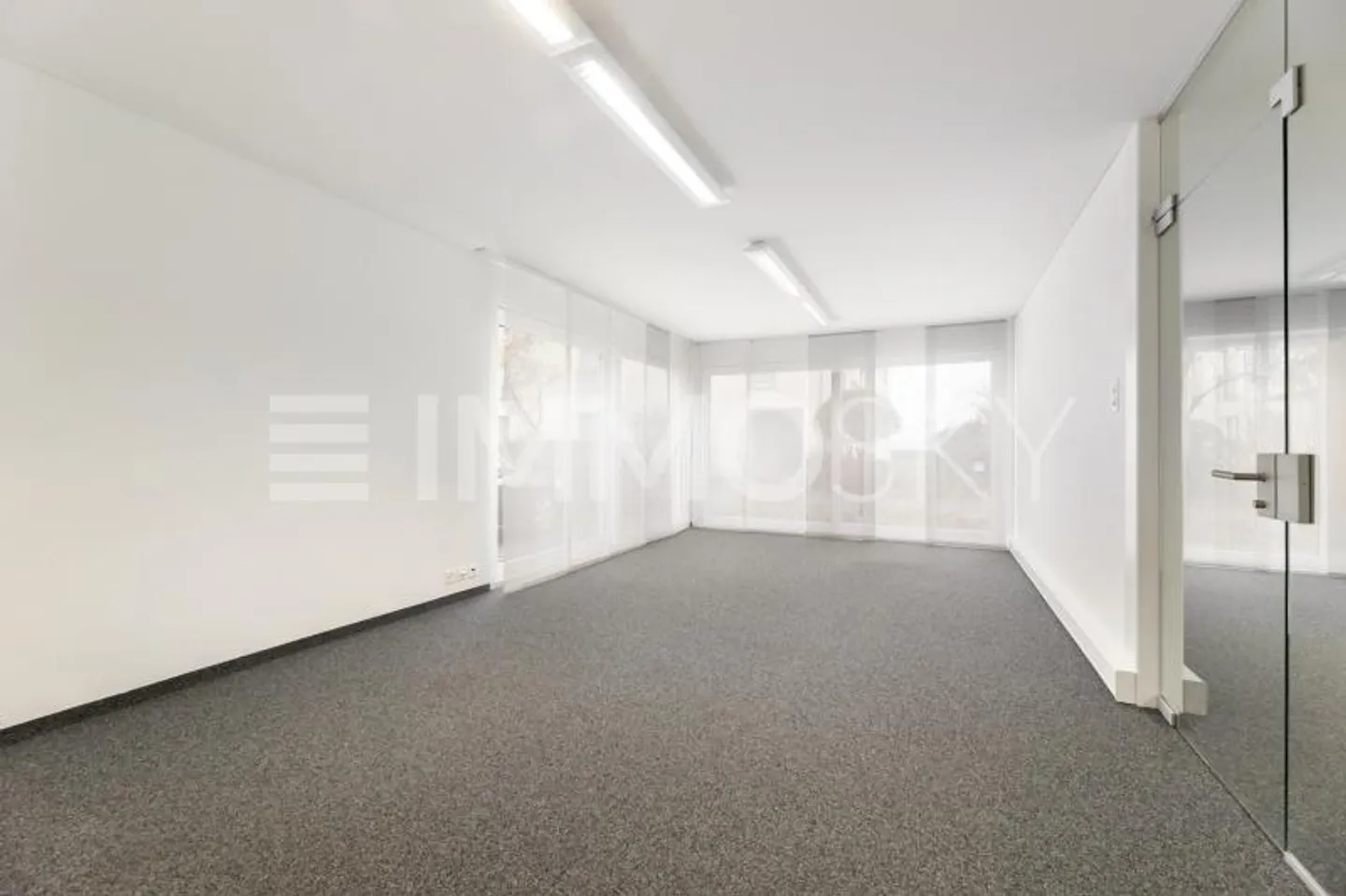 Moderno, Luminoso e di Alta Qualità - Foto 4 di 5