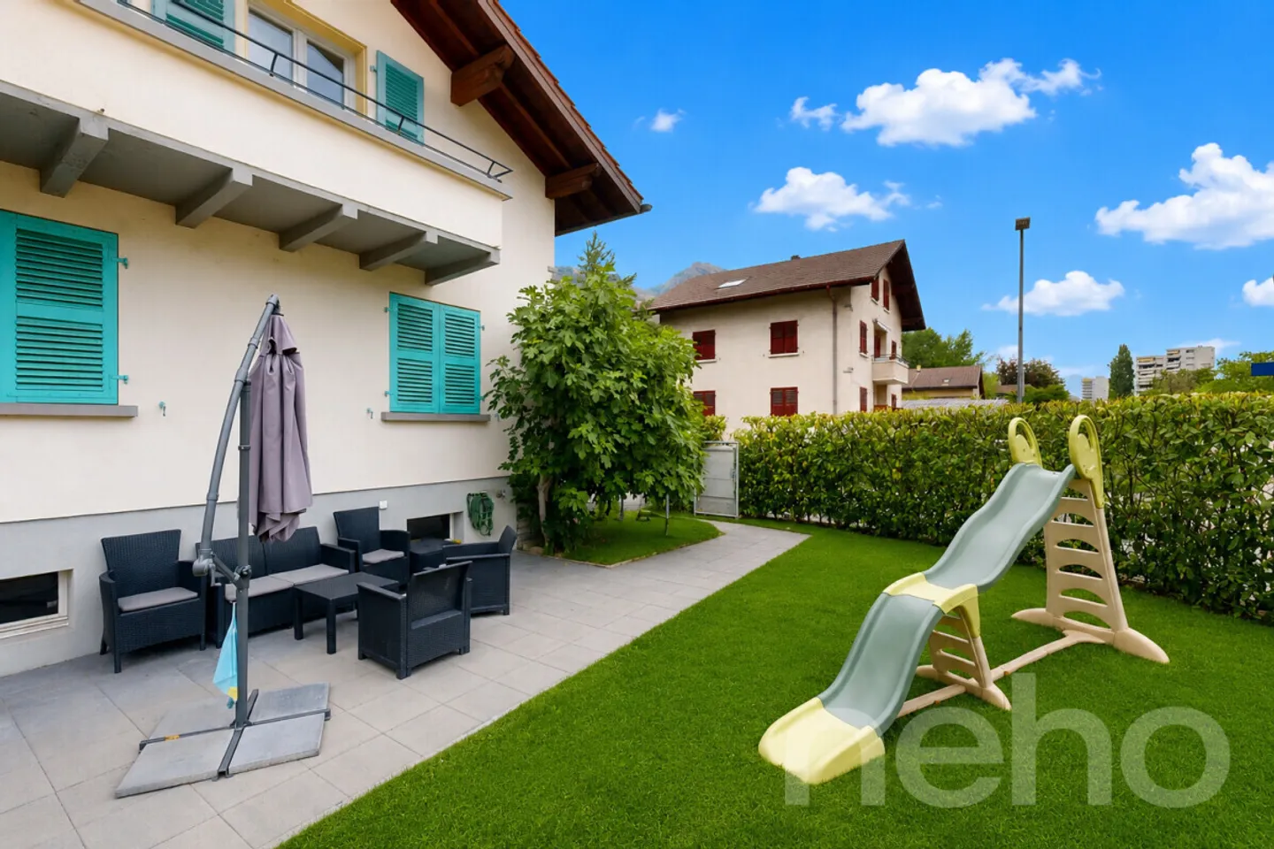 Casa unifamiliare con due appartamenti e grande potenziale a Sion - Foto 7 di 12