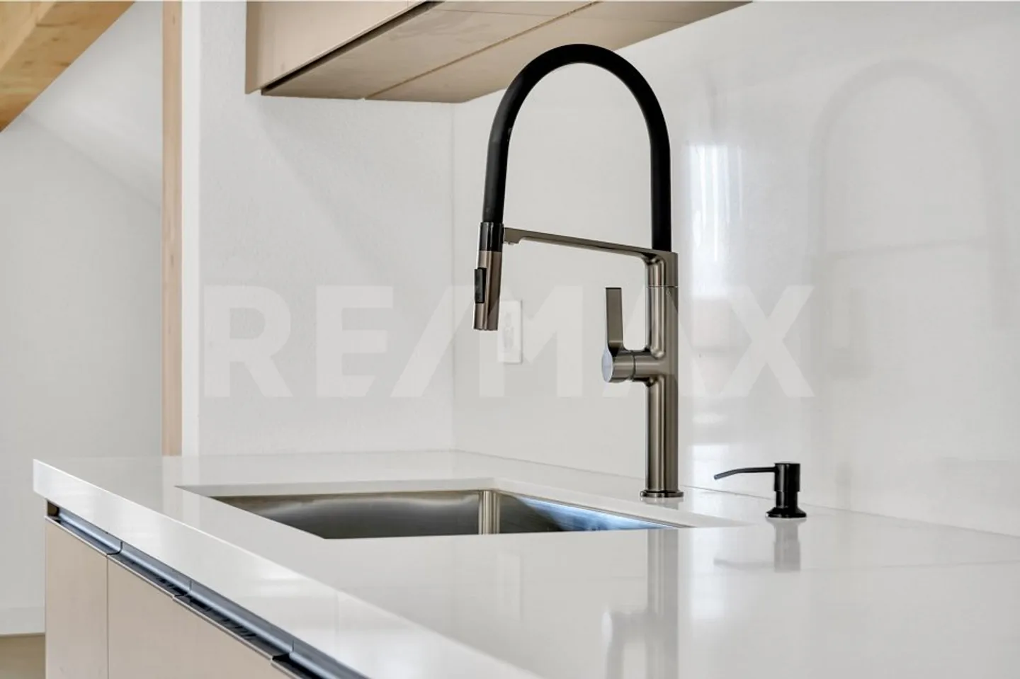 Appartement 4.5 pièces élégant avec jardin - Photo 7 sur 10