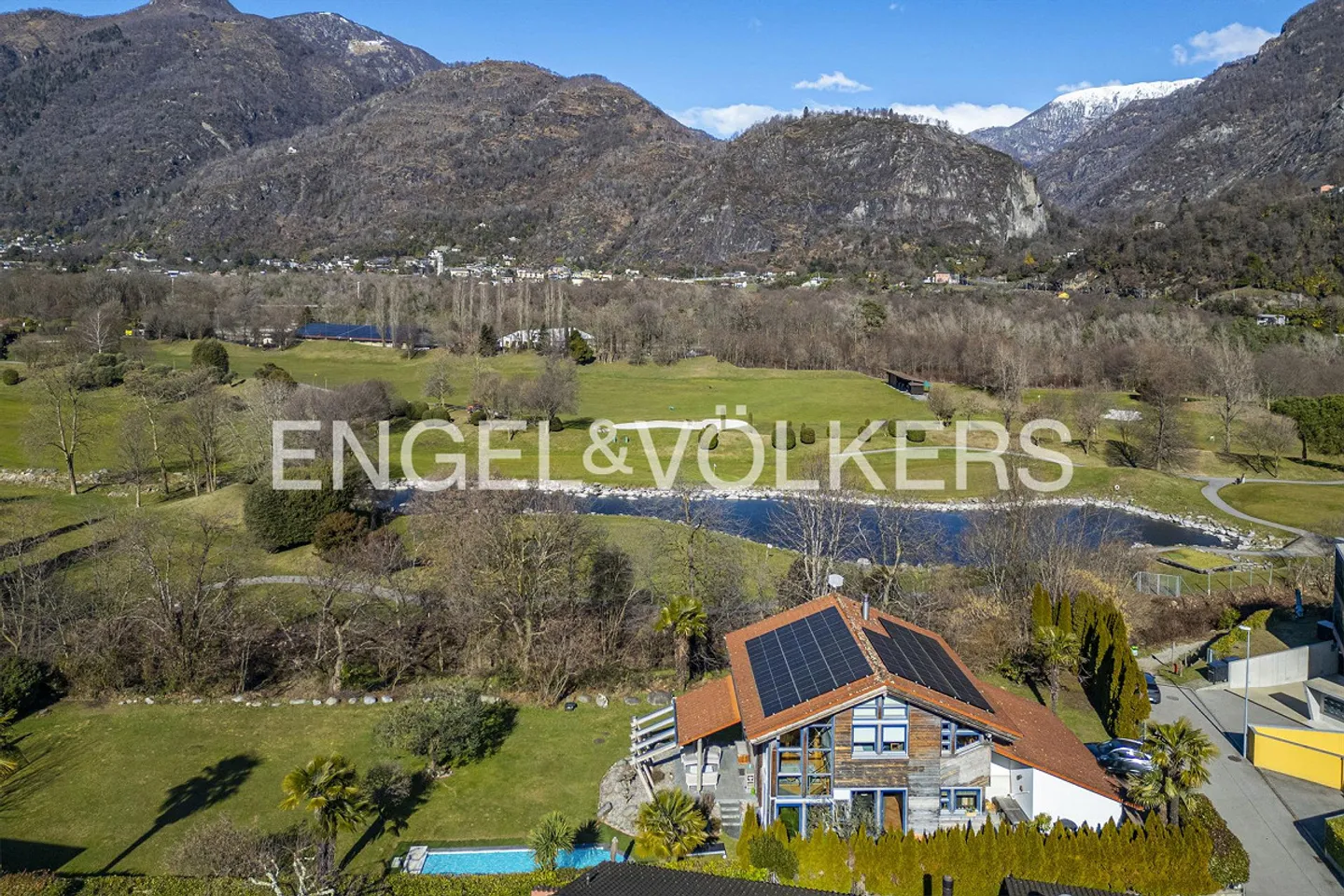 Villa direttamente sul campo da golf (24) - Foto 2 di 17