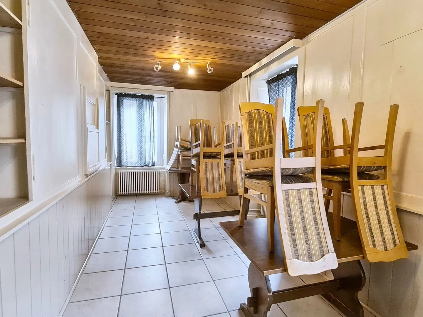 Zu verkaufen, Café-Restaurant in Rochefort - Foto 2 von 16