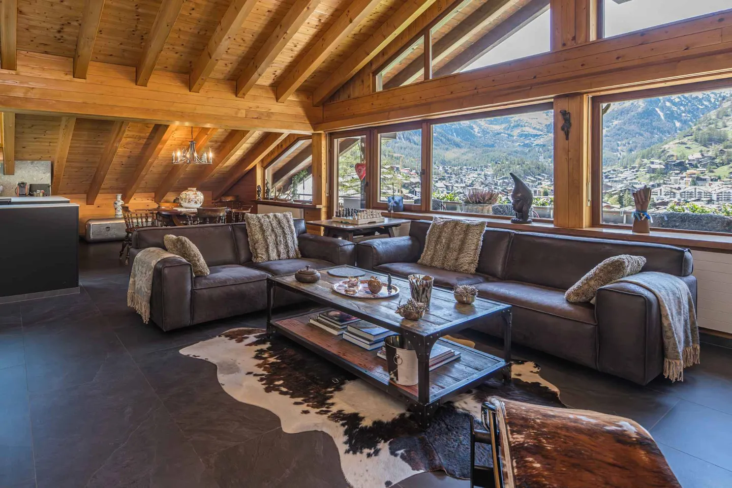 Stunning Penthouse with Matterhorn View - Photo 1 of 13