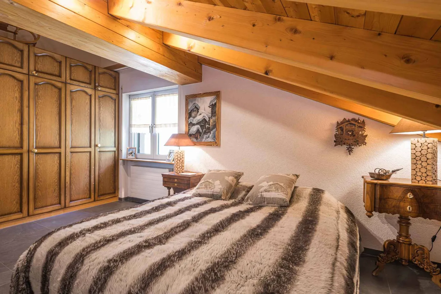 Stunning Penthouse with Matterhorn View - Photo 8 of 13