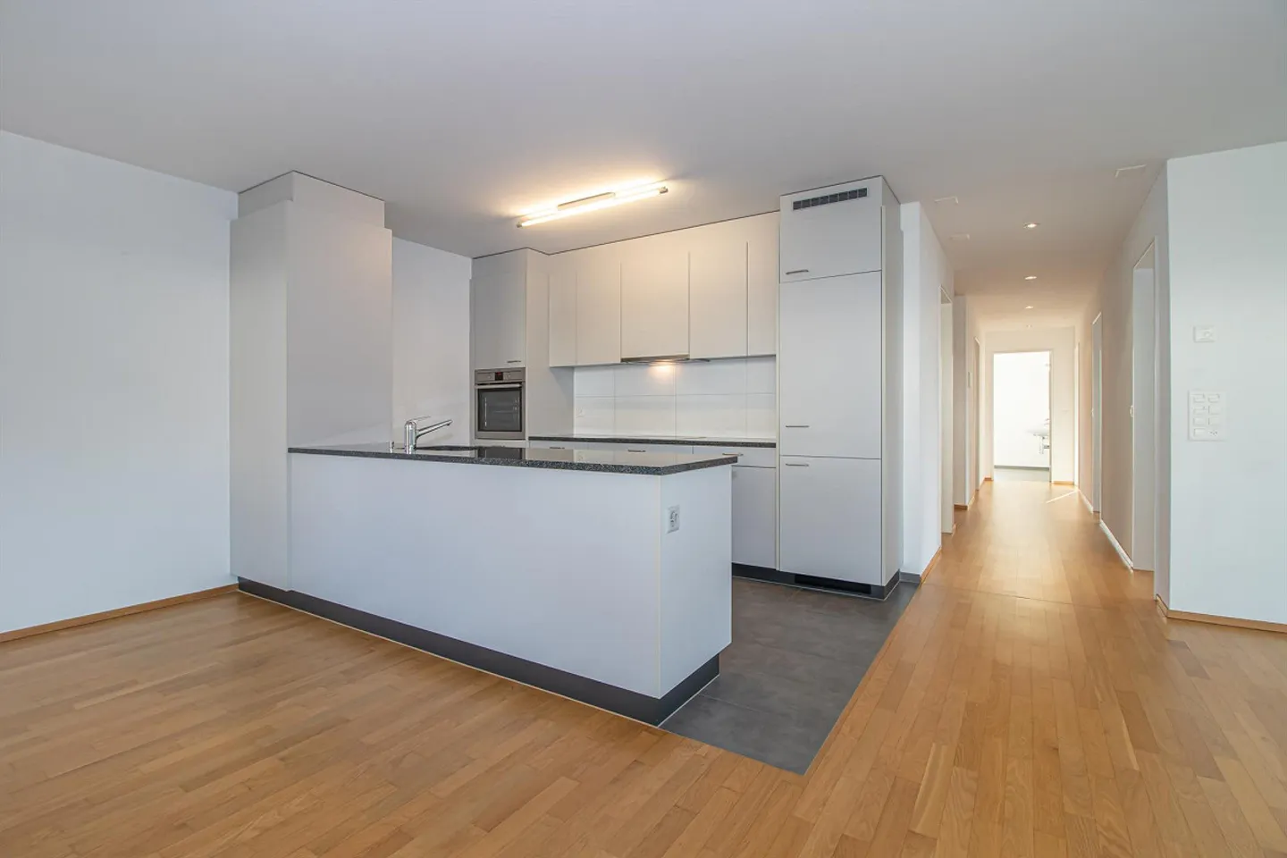A sunny home in a quiet location - Photo 2 of 8