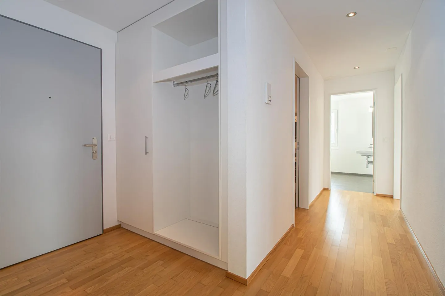 A sunny home in a quiet location - Photo 5 of 8