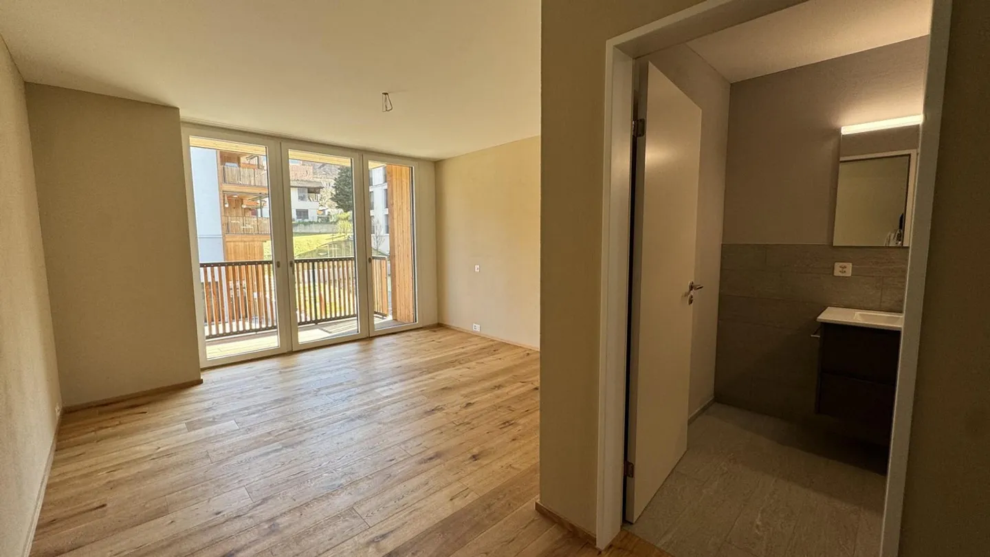Moderno appartamento di 4,5 stanze in standard di proprietà - Foto 6 di 13