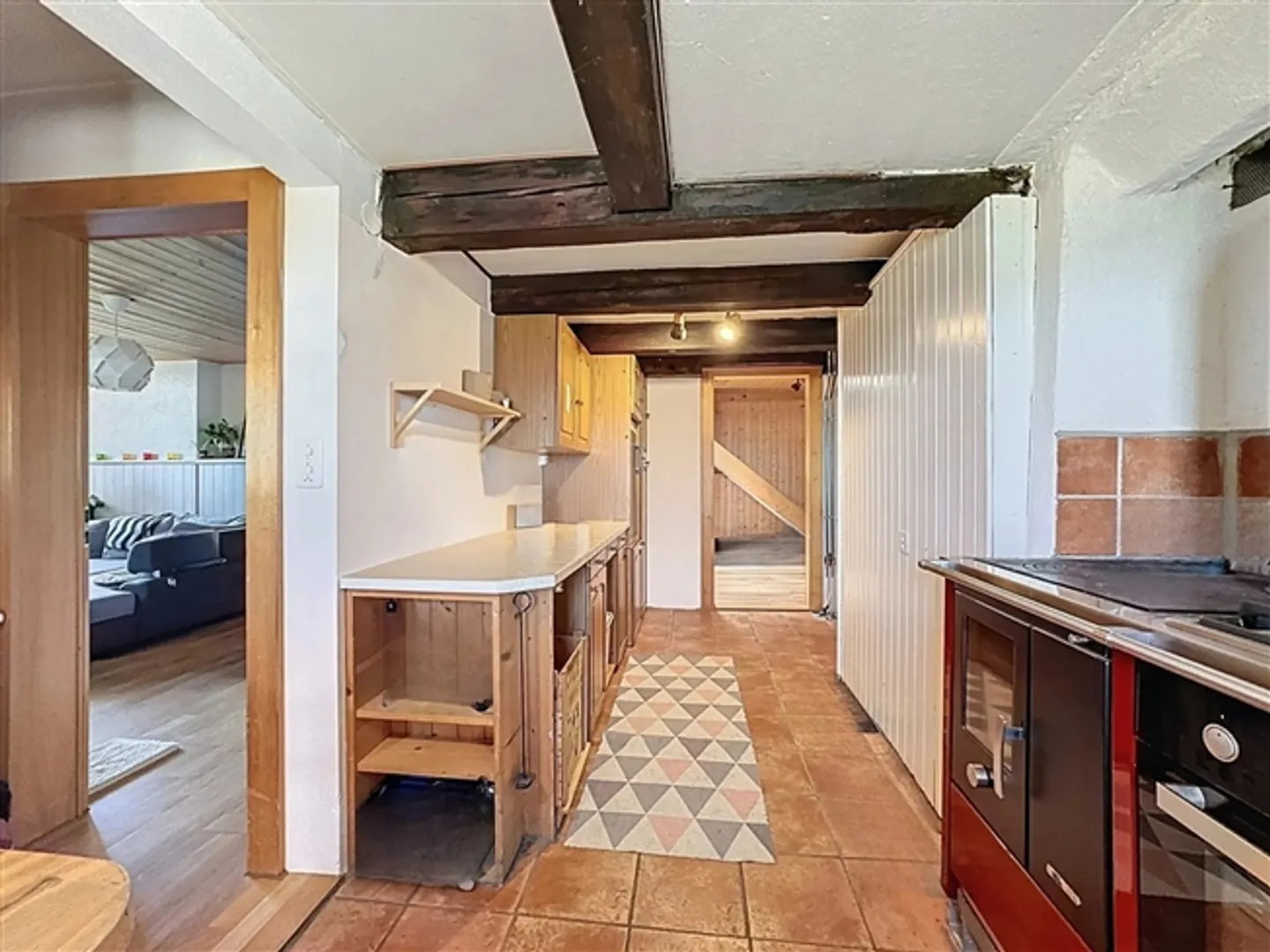 Energy-efficient renovated farmhouse - Photo 3 of 12