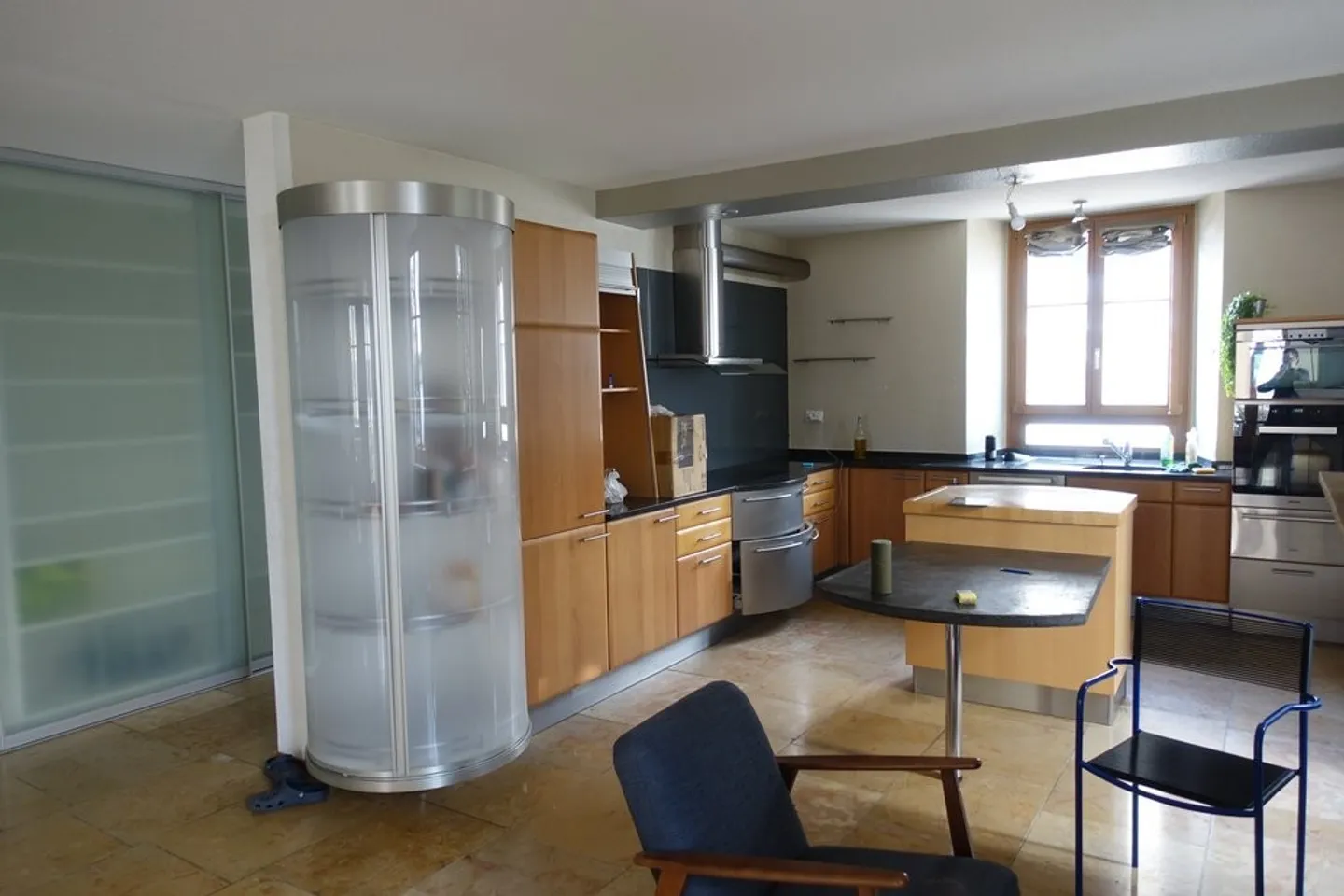 MAGNIFICENT ACCOMMODATION WITH GARDEN AND FIREPLACE - Photo 3 of 12
