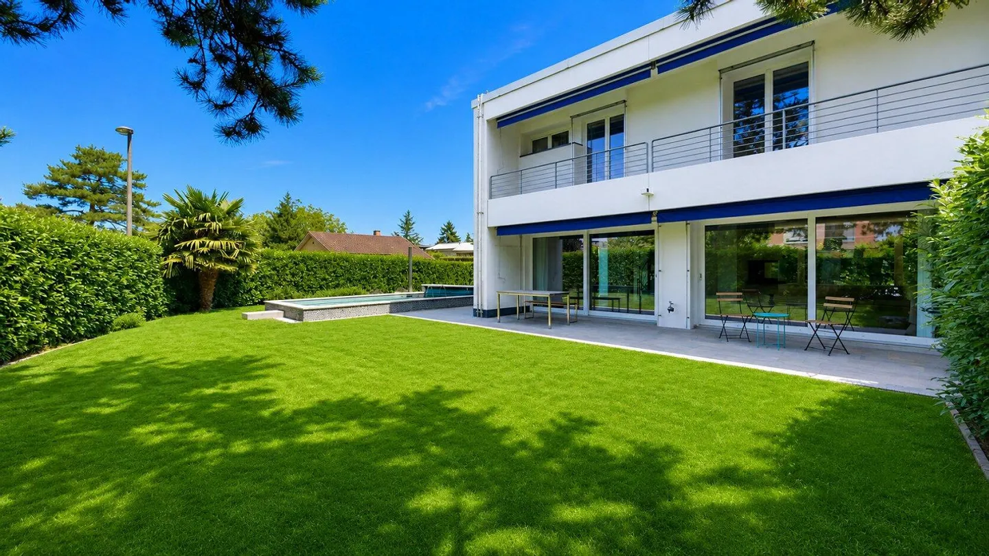 REH exclusif : Indépendant, jardin de rêve, entièrement rénové - Photo 12 sur 12