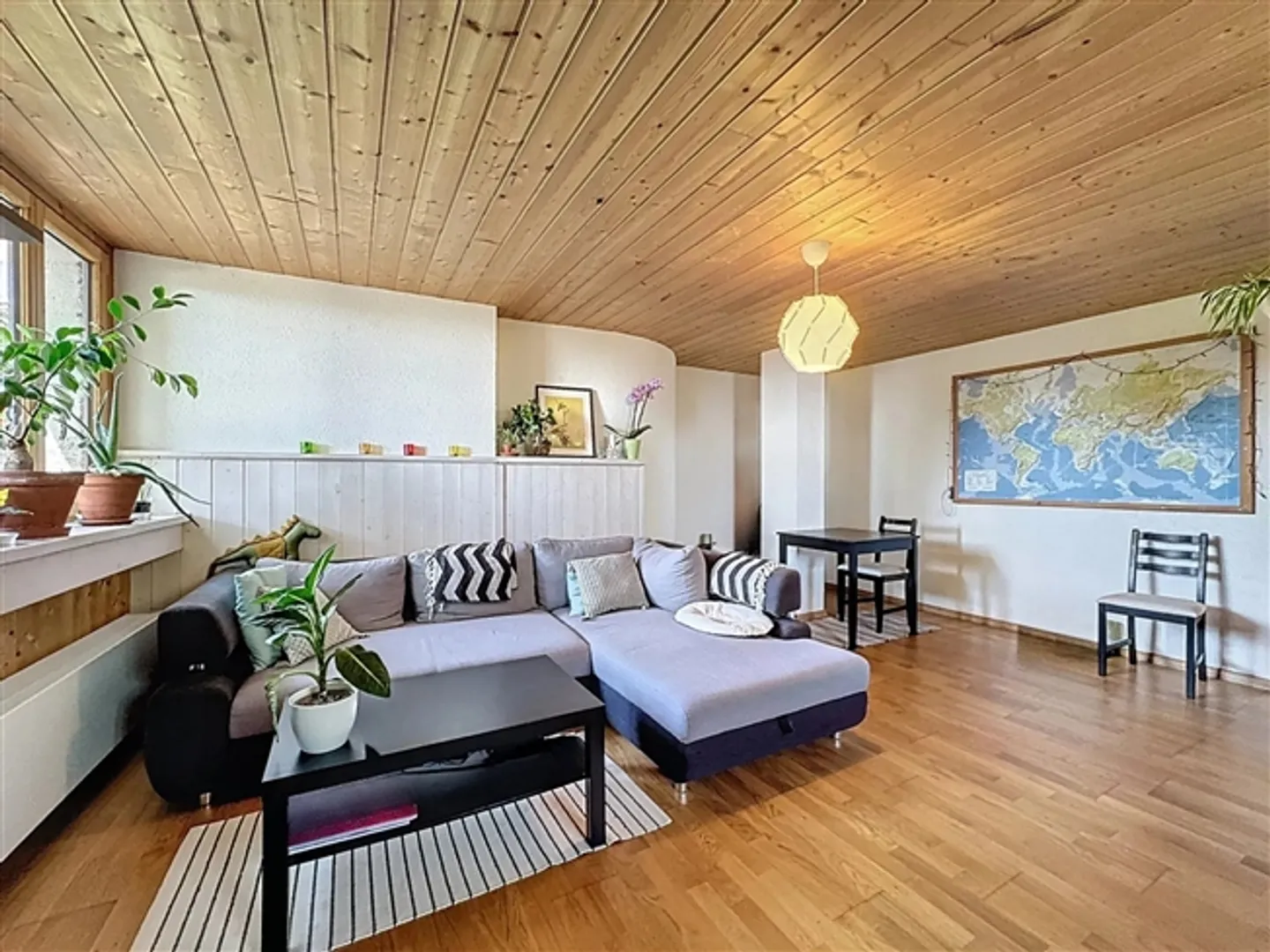 Energy-efficient renovated farmhouse - Photo 6 of 12