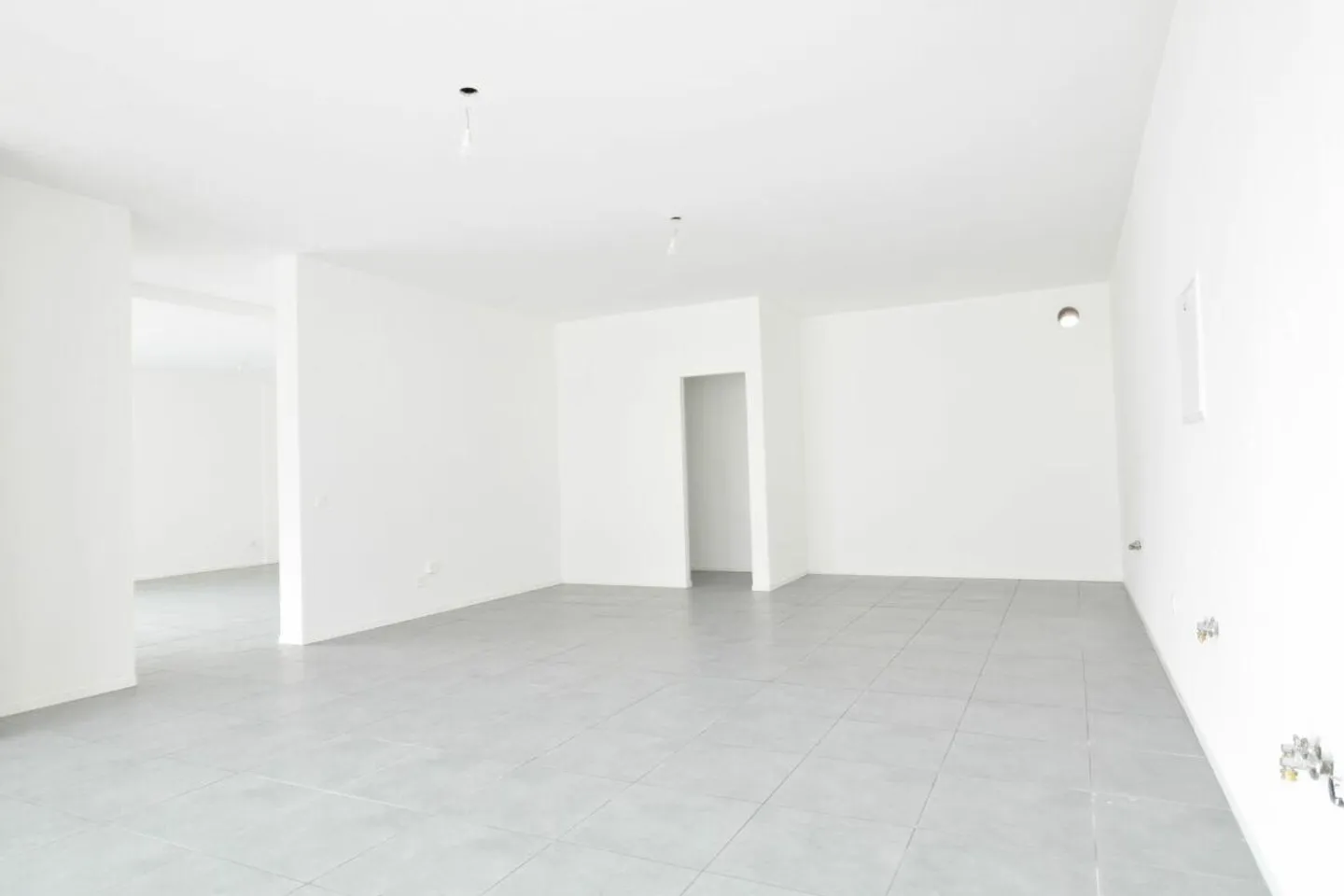 Bright and Versatile Commercial Space - Photo 2 of 5