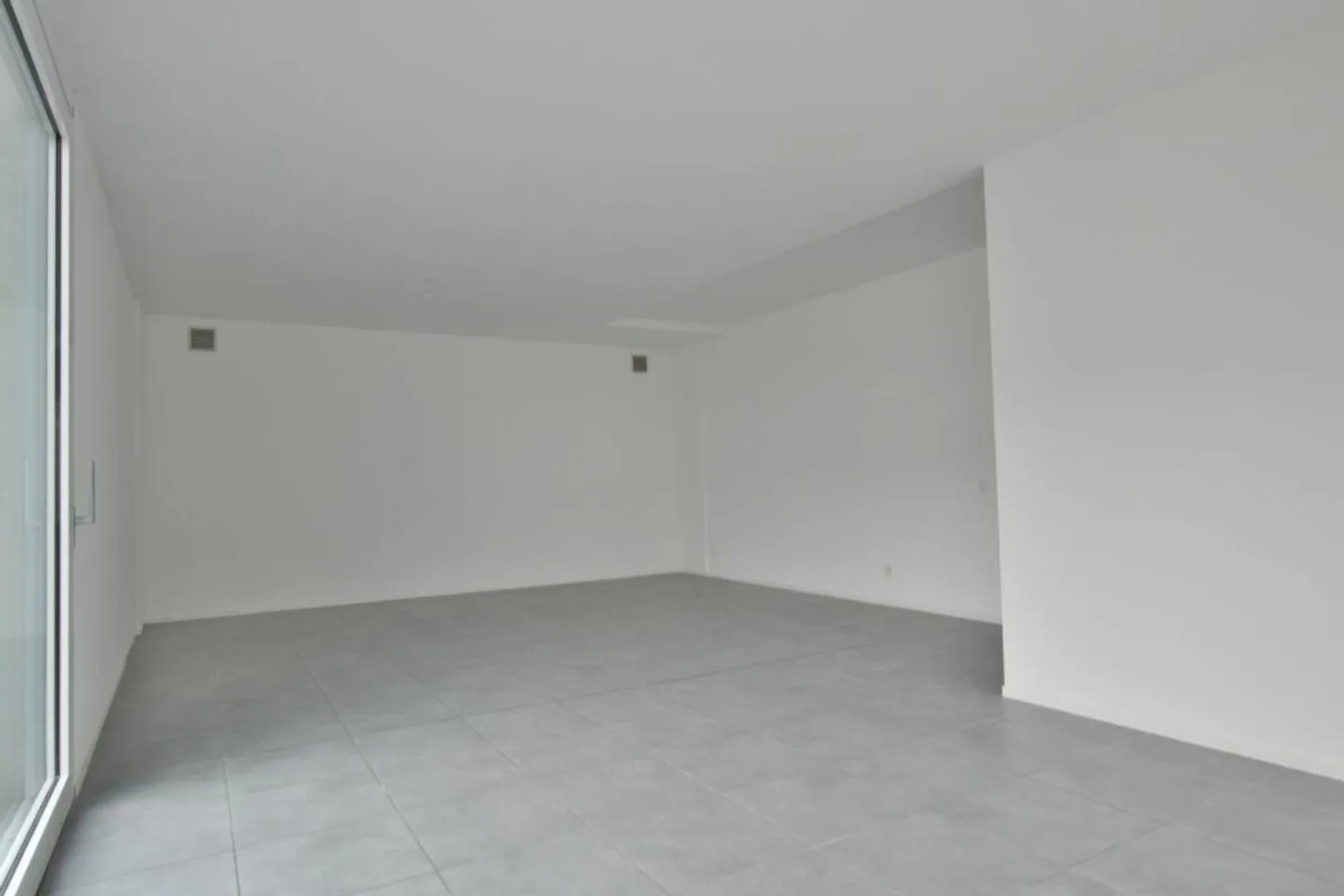 Bright and Versatile Commercial Space - Photo 3 of 5