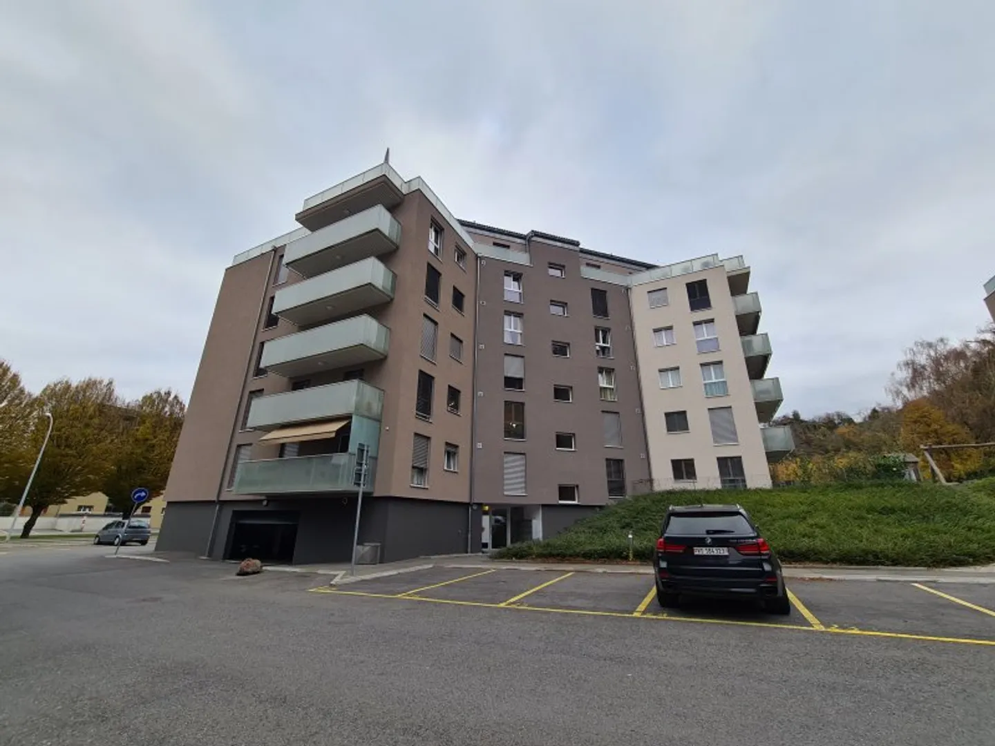 Helles 4.5 Zimmer Appartement - Foto 1 von 9