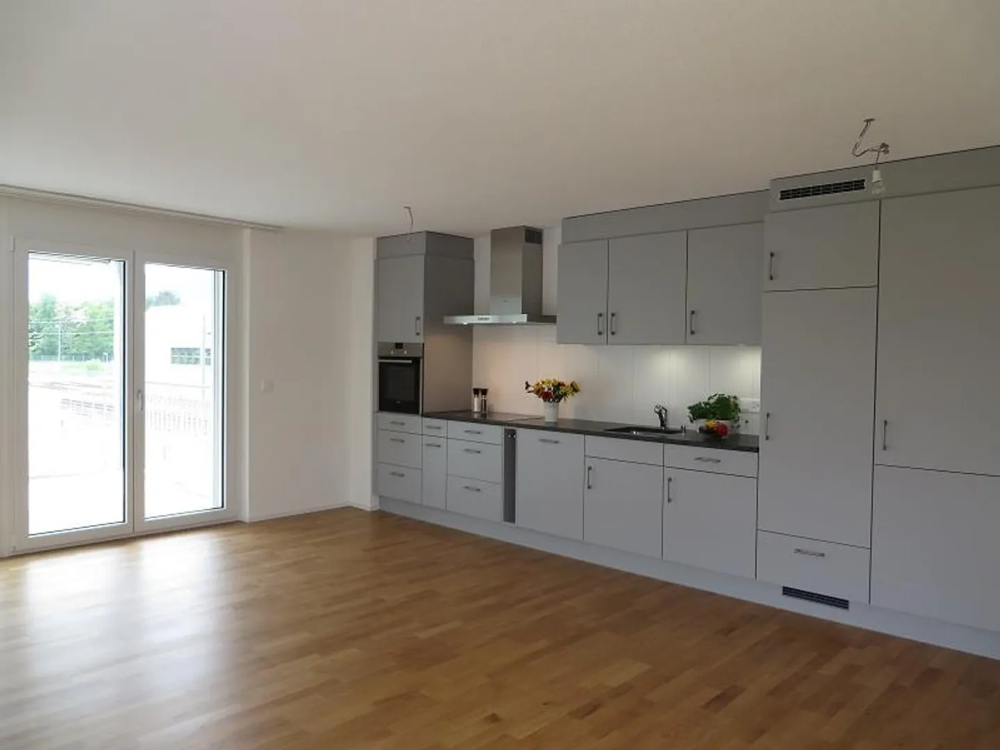 Garden apartment with a feel-good factor and its own laundry room - Photo 1 of 9