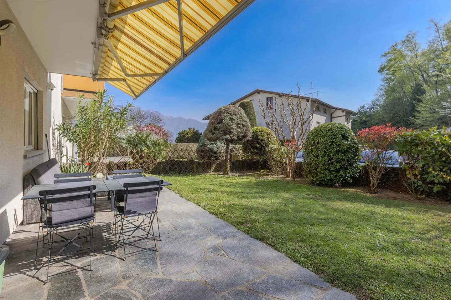 3.5 ROOMS COMPLETELY RENOVATED WITH GARDEN IN CIONA - Photo 8 of 9