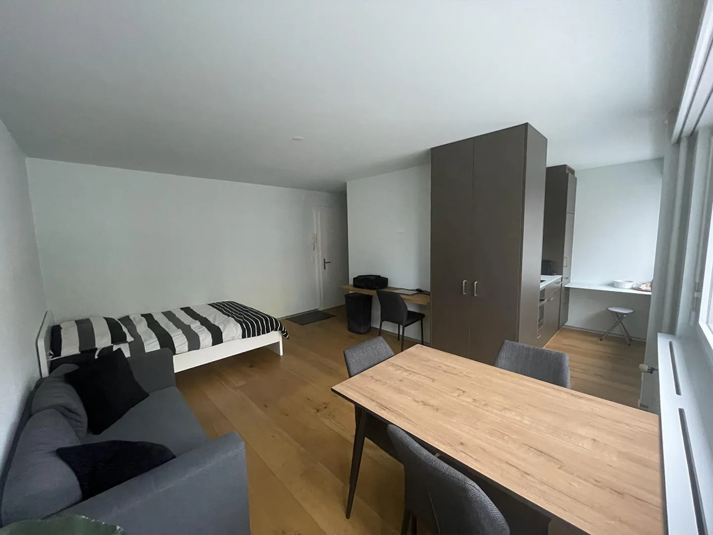 Studio moderne de 28 m2 - Emplacement idéal, 5 min. Gare de Biel/Bienne - Photo 7 sur 7