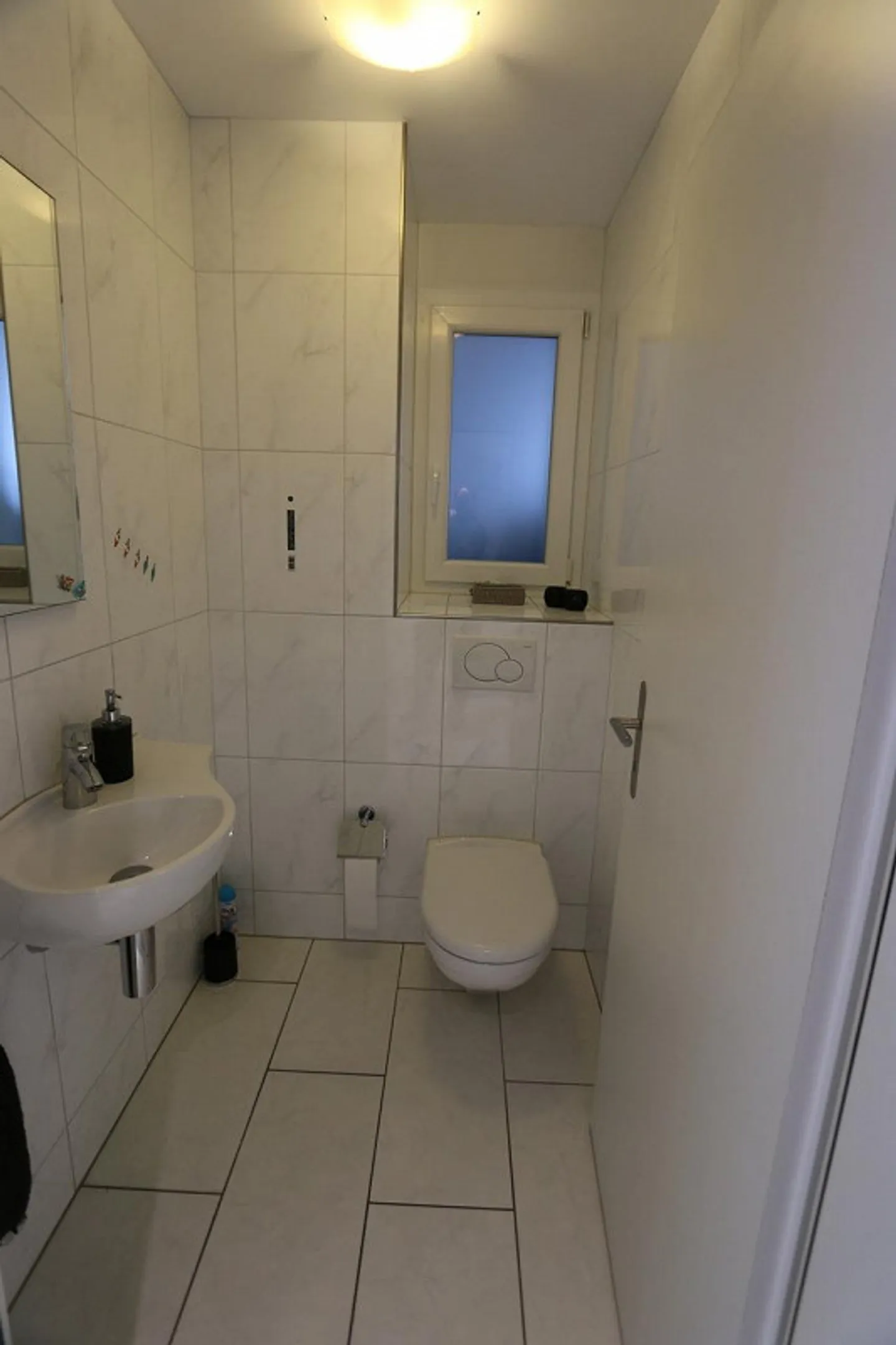 Sonnenverwöhntes Einfamilienhaus mit Garten - Foto 8 von 13