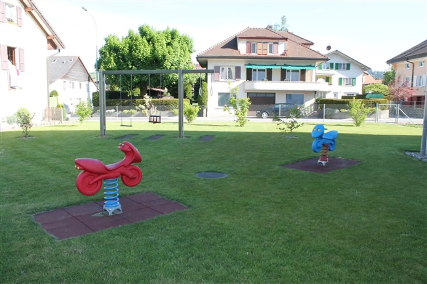 «Außenparkplatz Nr. 19» - Foto 3 von 3