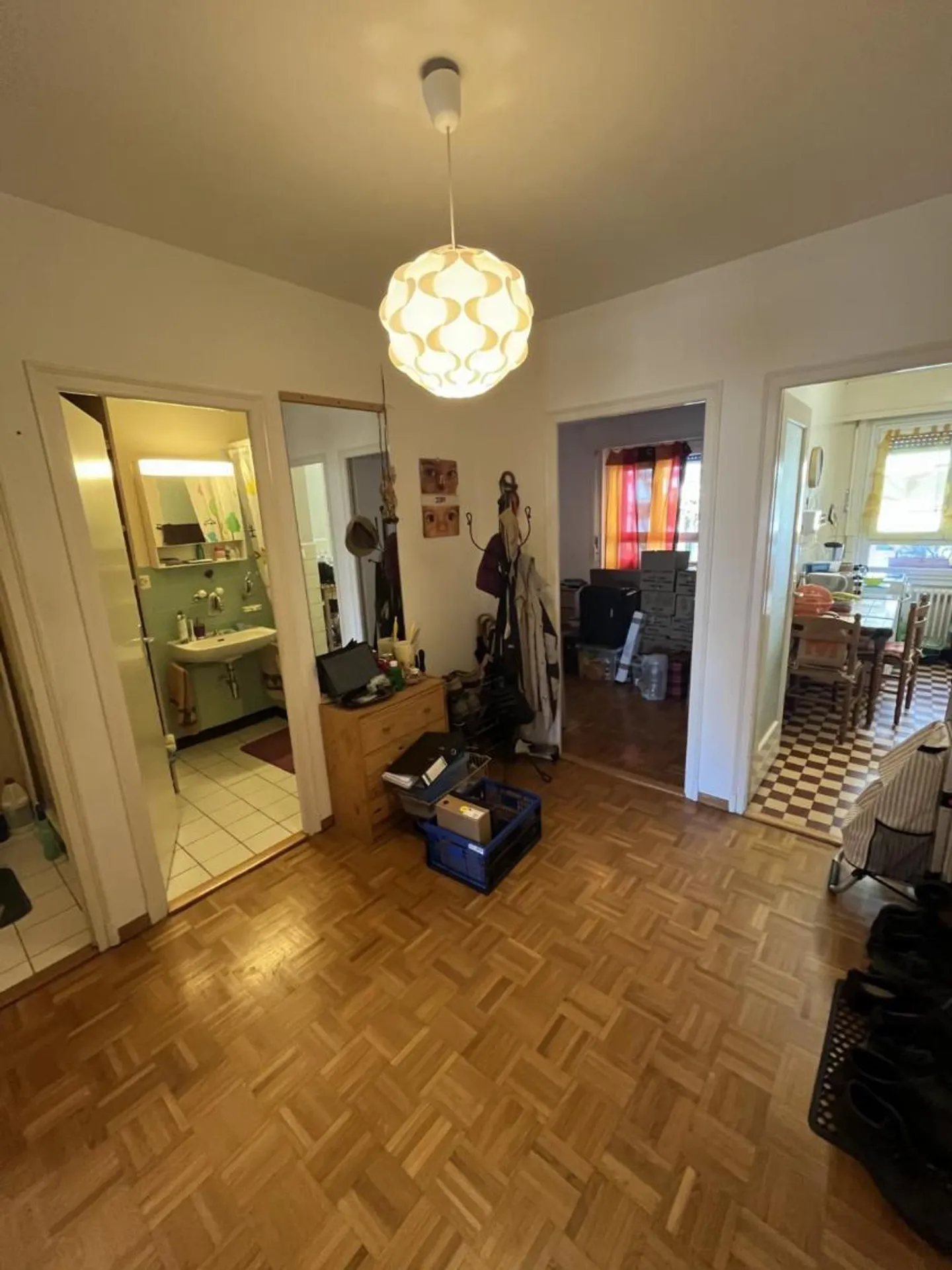 Charming 3-Room Apartment - Photo 2 of 8