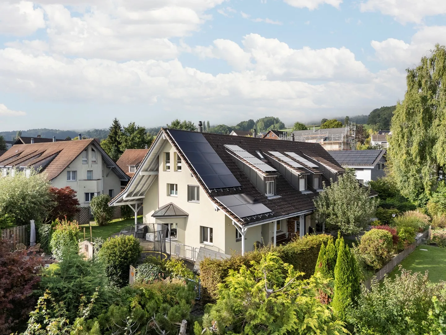 Stepped house for sale - Photo 1 of 15