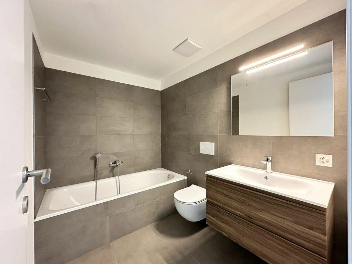 Wunderschöne 4,5-Zimmer-Wohnung in einem Neubau - Residenz Ai Giardini - Foto 10 von 12