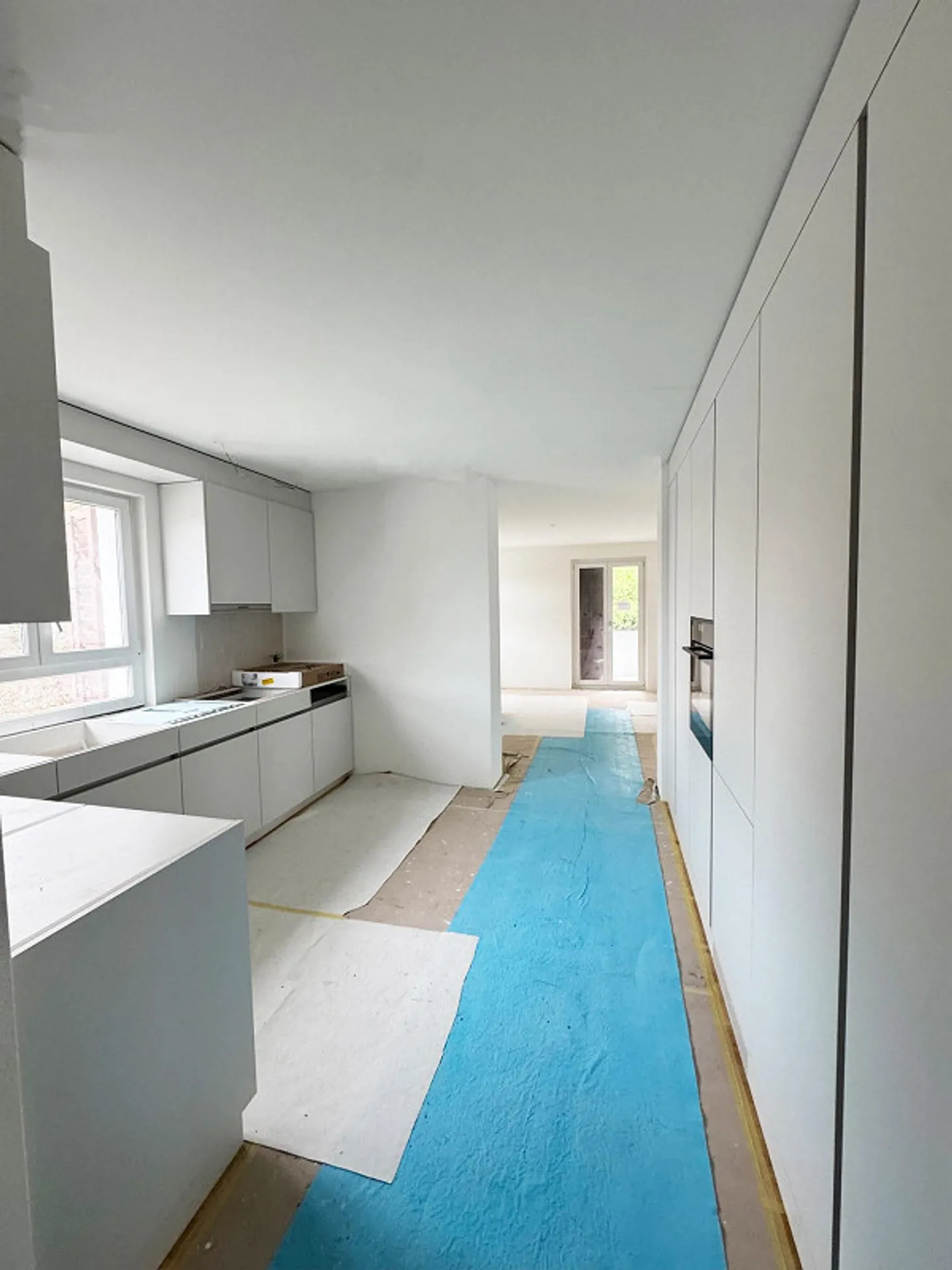 Living on the City Border of Zurich - Photo 4 of 5