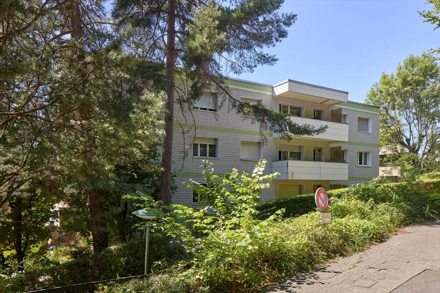 2-room apartment - Photo 1 of 3