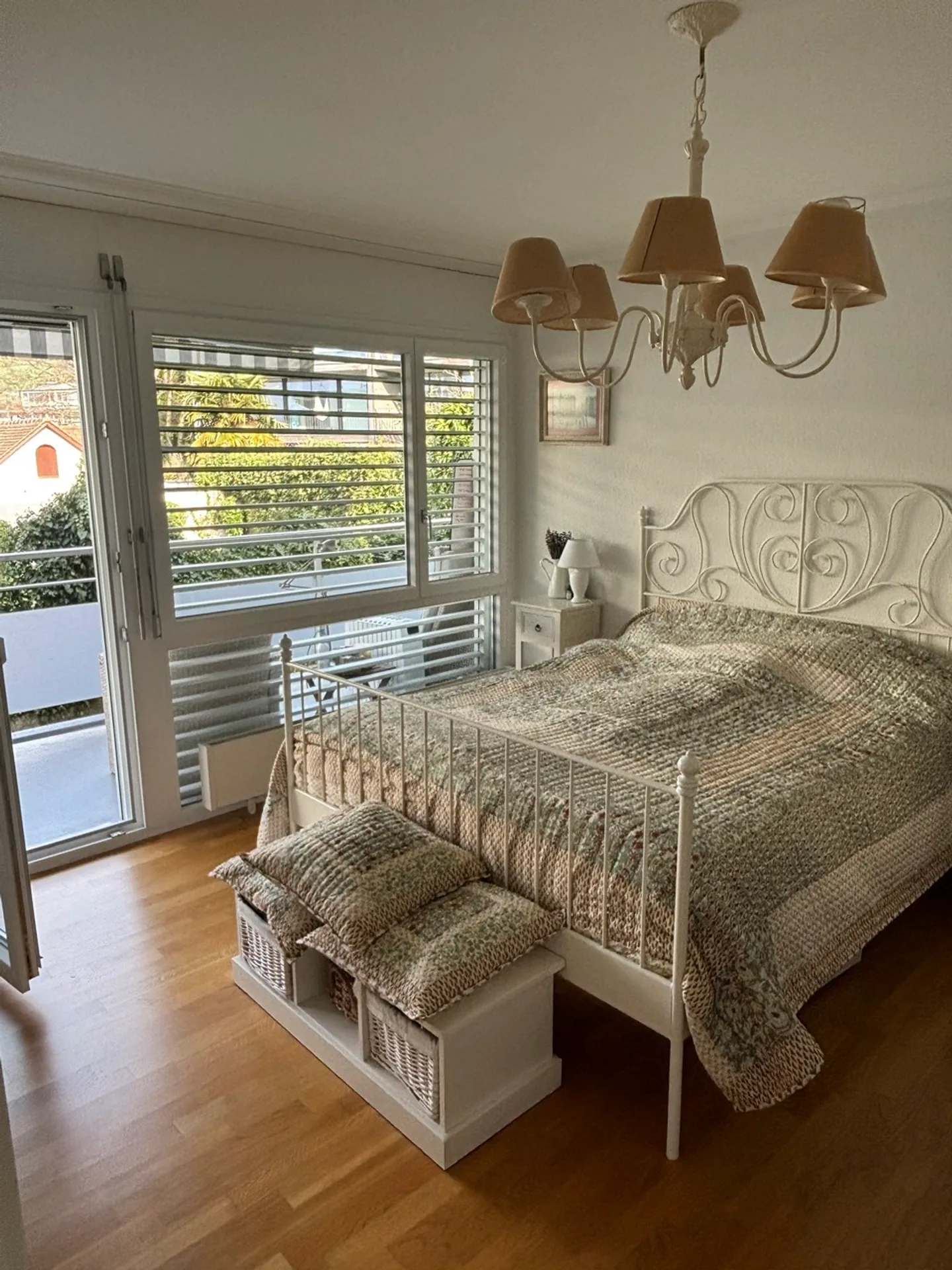 For rent near the lake, beautiful 3.5-room apartment - Photo 4 of 9