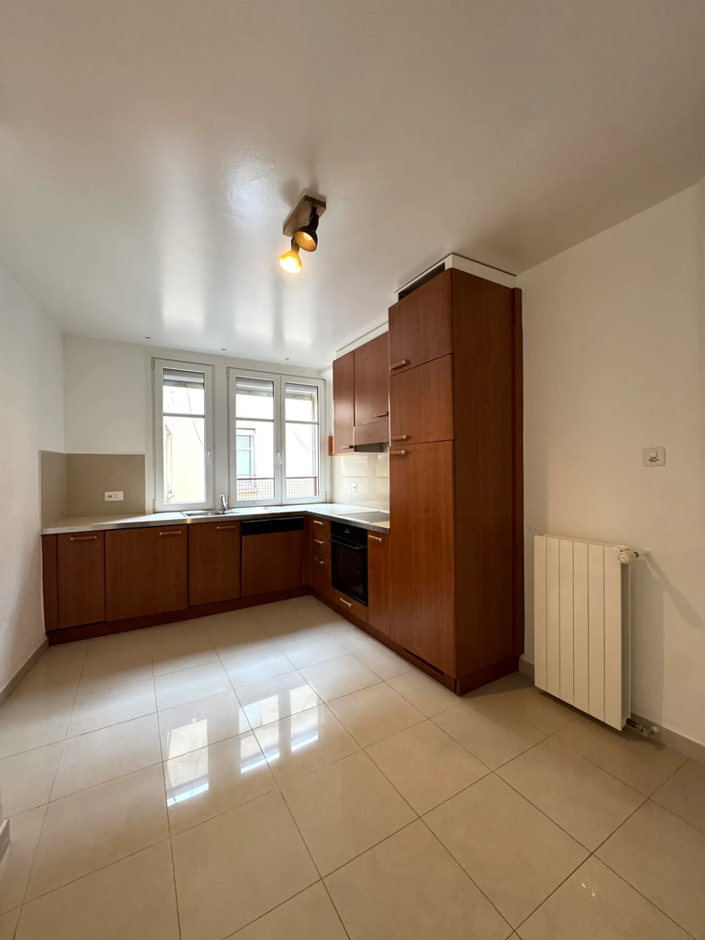 Charming Apartment in Lausanne - Photo 6 of 6