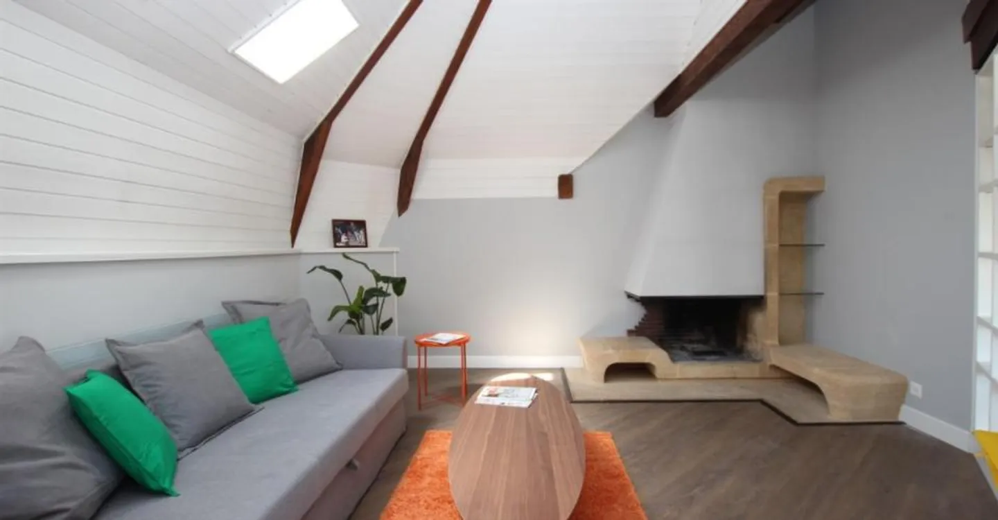 Charmant Appartement Attique - Photo 3 sur 8