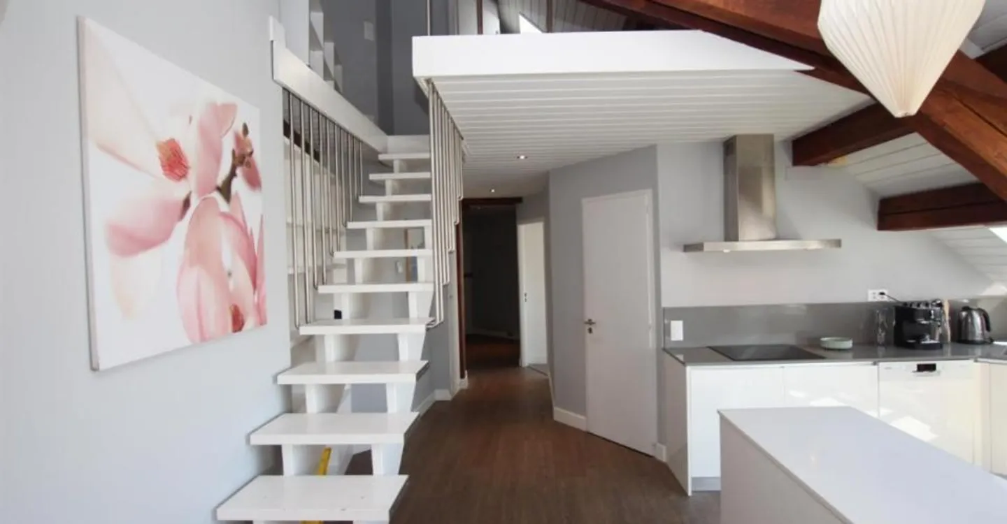Charmant Appartement Attique - Photo 6 sur 8