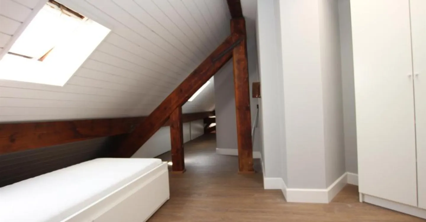 Charmant Appartement Attique - Photo 8 sur 8