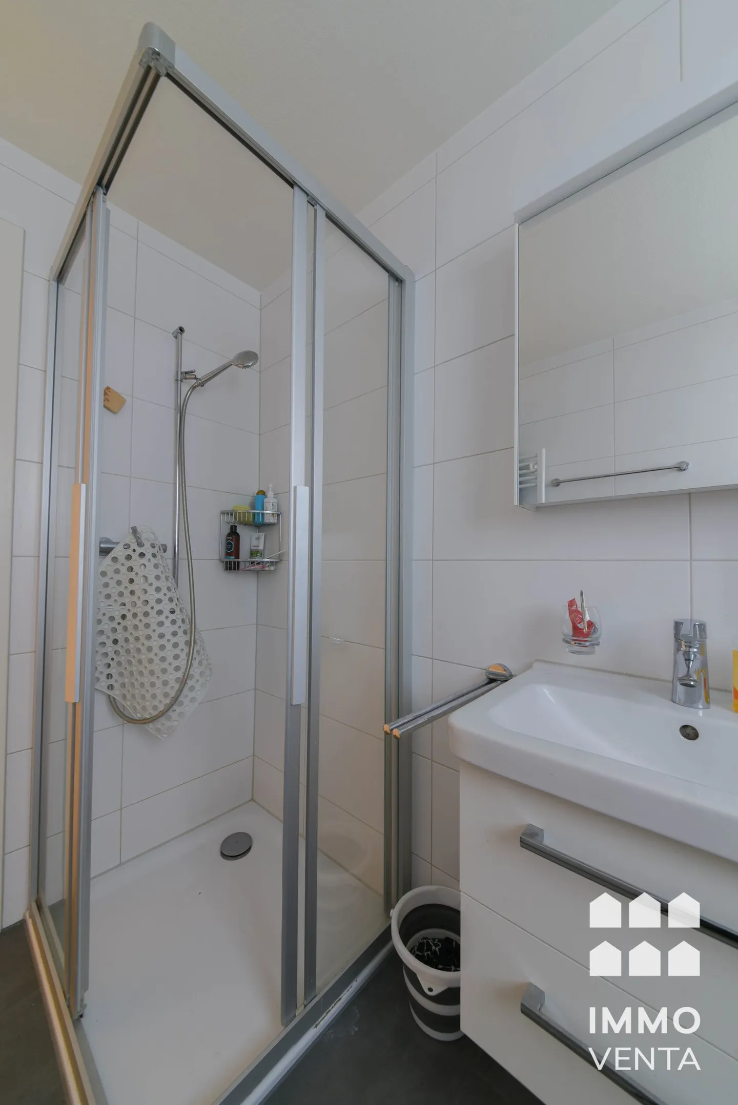 Bright 3-room apartment in a quiet location in Orpund - Photo 7 of 12