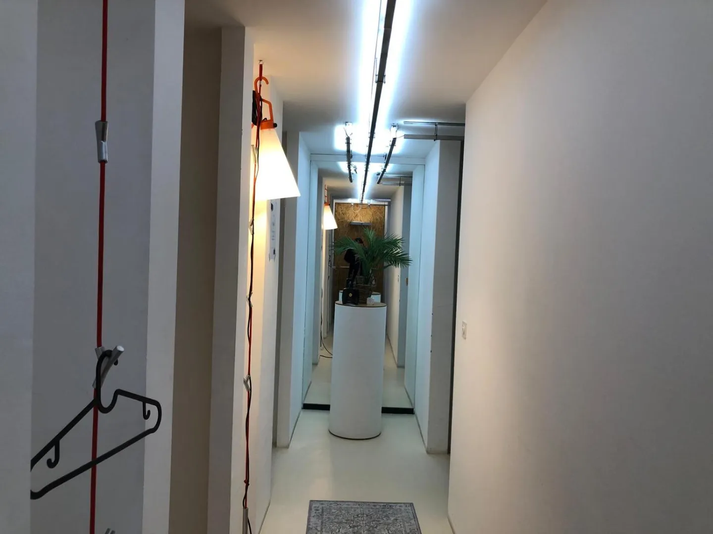 Office 6 rooms - Photo 13 of 16