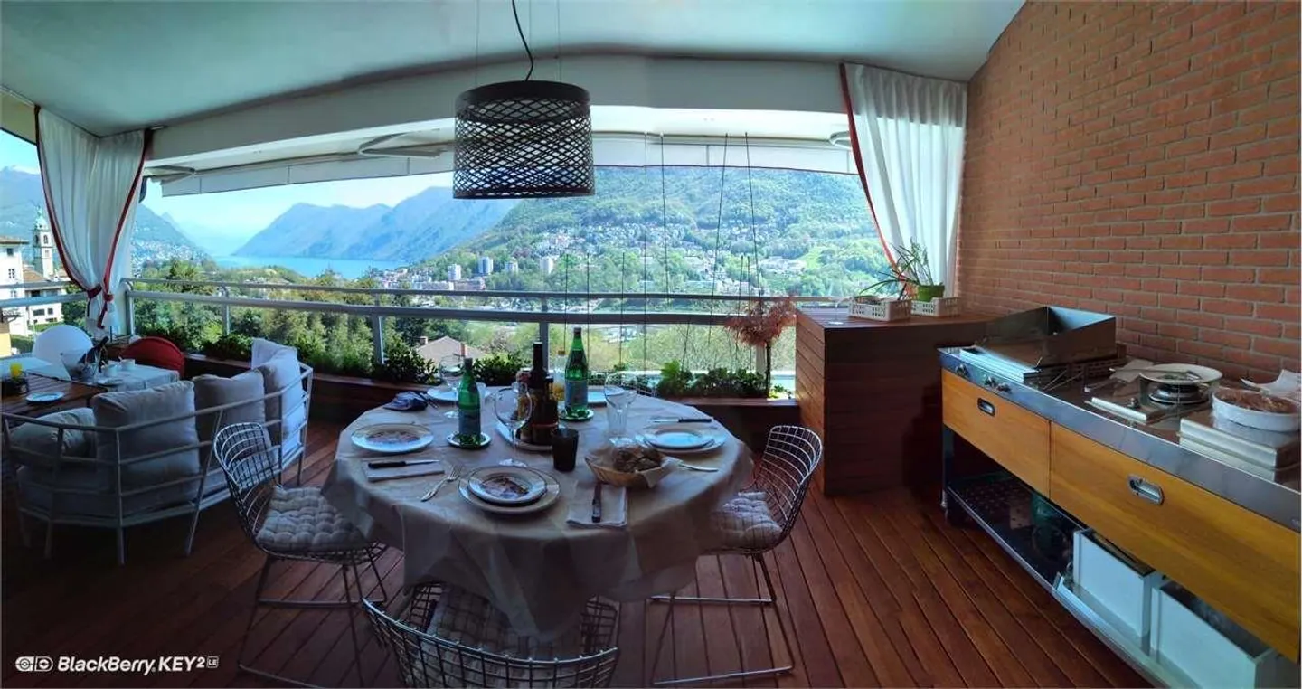 Montagnola - Prestigioso Attico Duplex mit Seeblick, 50 m von der TASIS - Foto 5 di 13