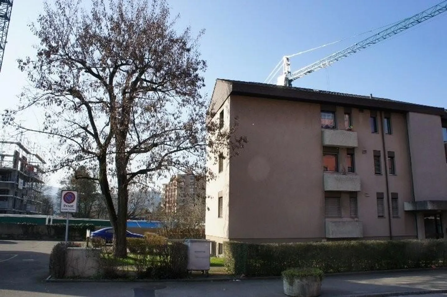 Outdoor parking space in Muttenz - Photo 2 of 2