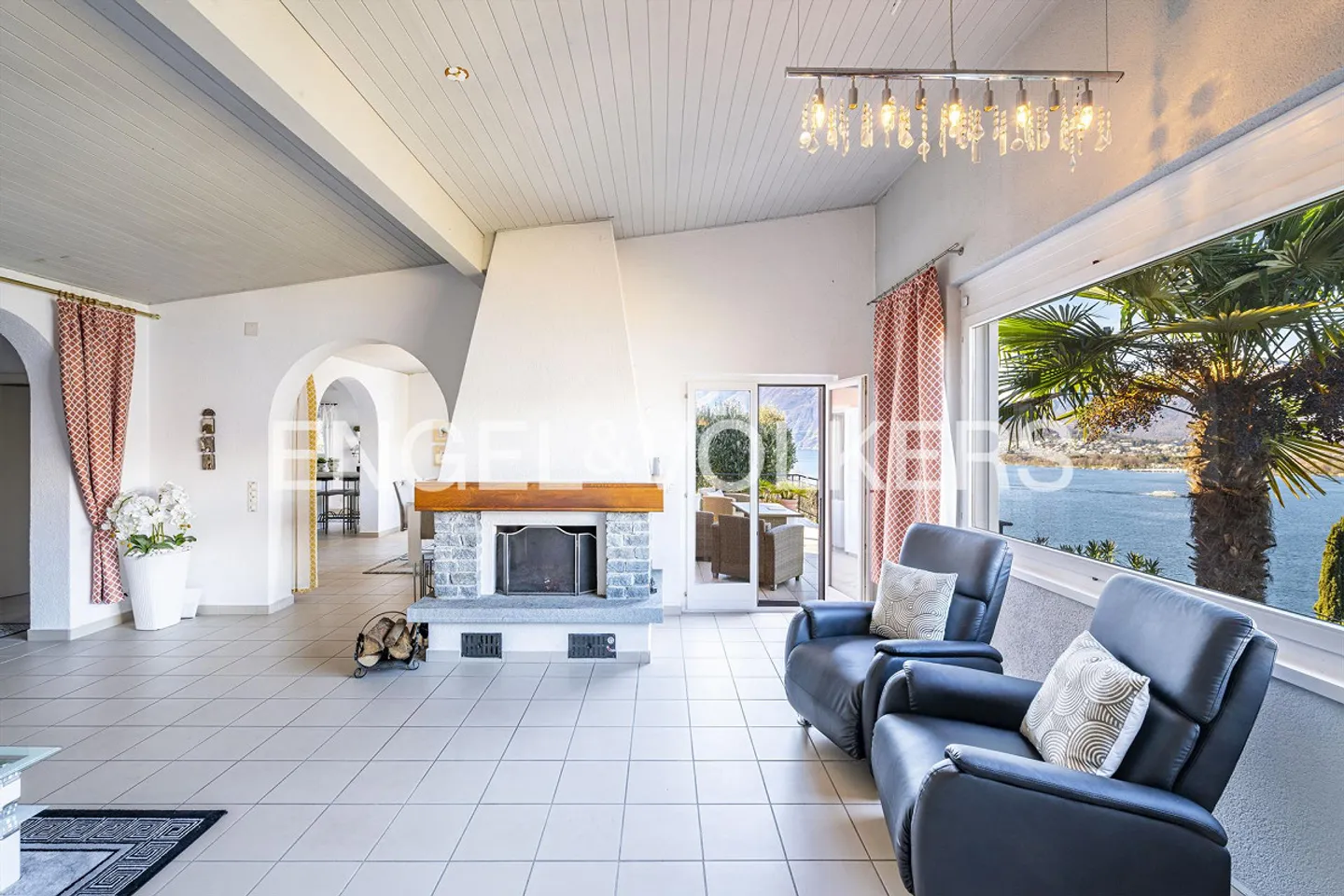 A Hidden Paradise on Lake Maggiore - Photo 4 of 14